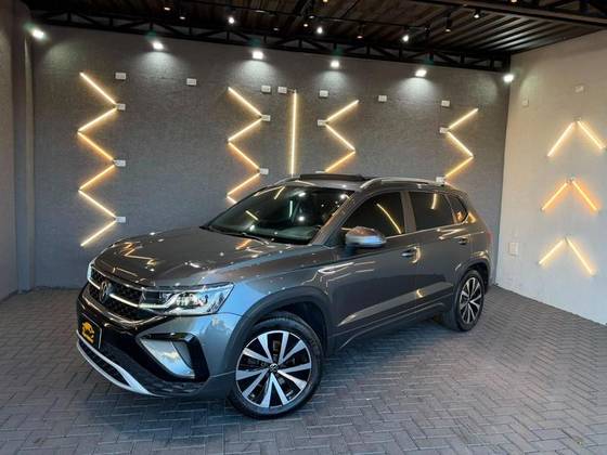 VOLKSWAGEN TAOS 1.4 250 TSI TOTAL FLEX HIGHLINE AUTOMÁTICO